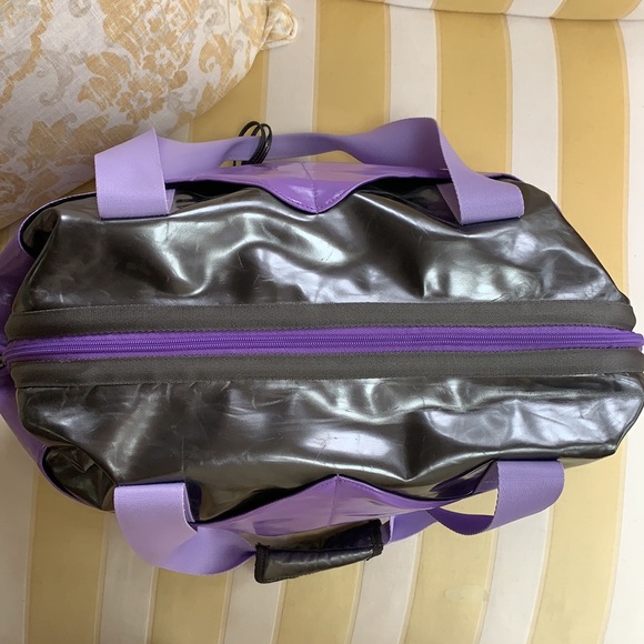 Triple Flip Duffel - Picture 5 of 10